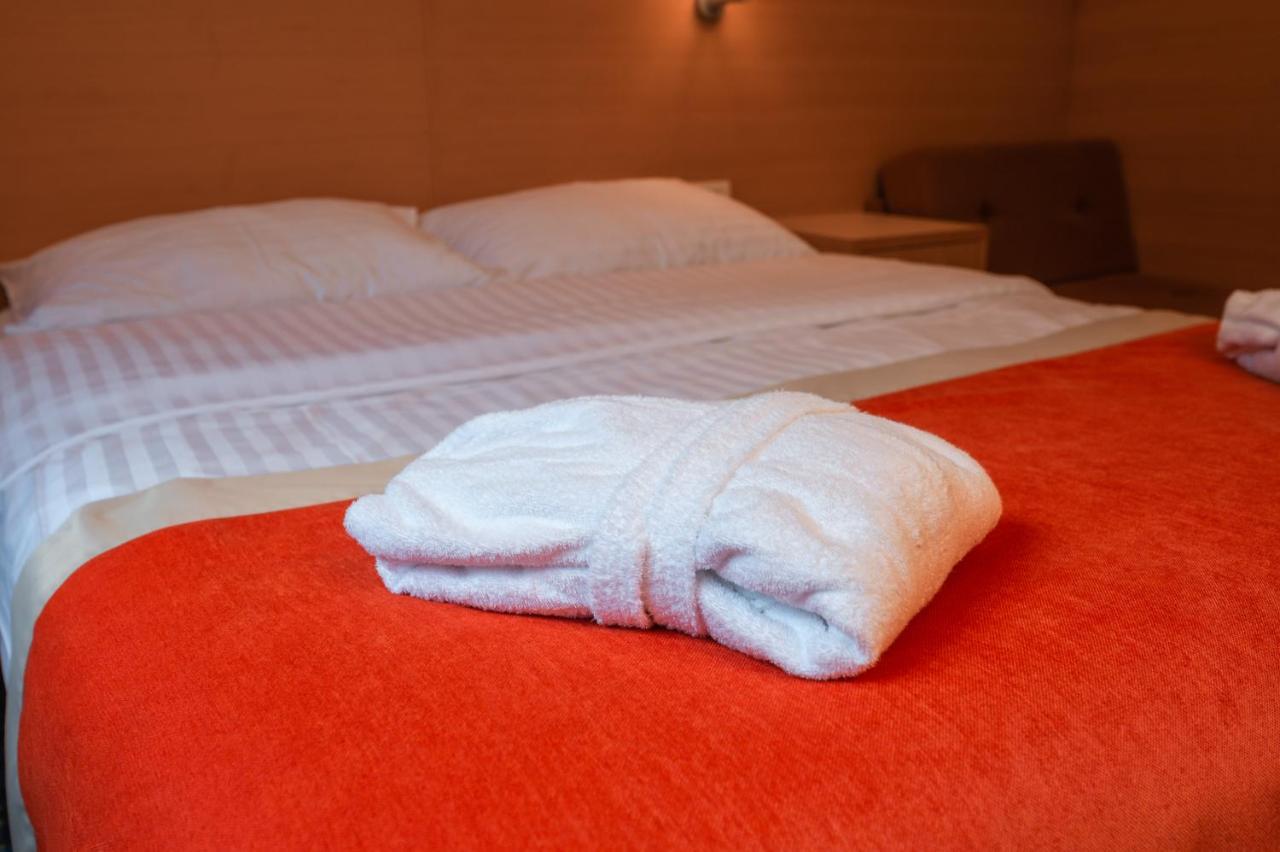 Wellness Hotel Montis موزيريي المظهر الخارجي الصورة