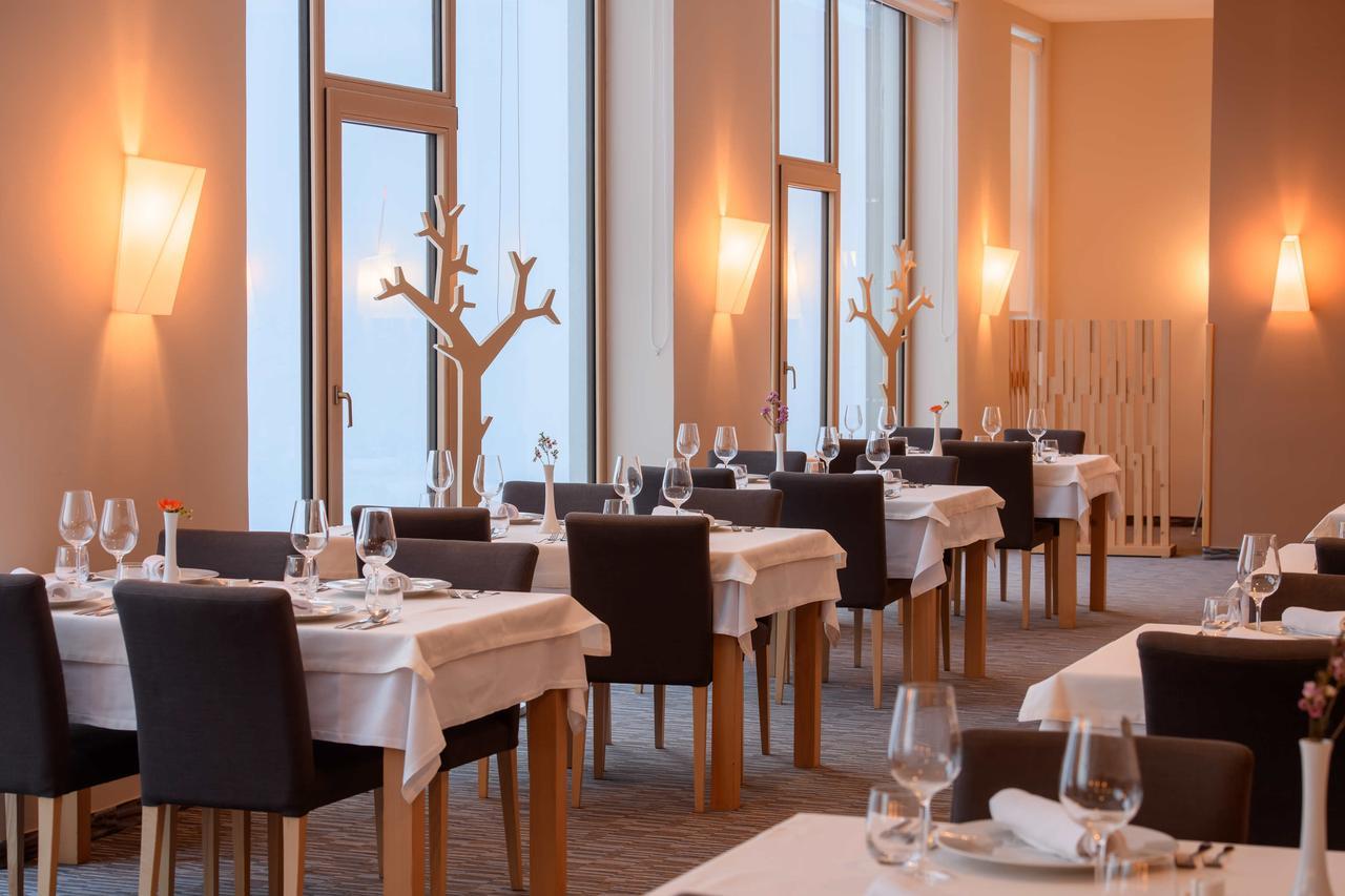 Wellness Hotel Montis موزيريي المظهر الخارجي الصورة